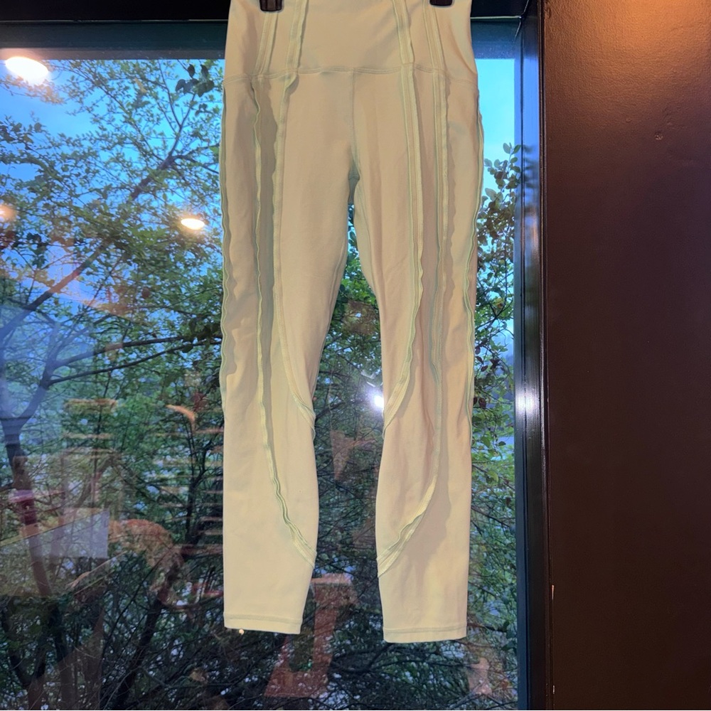 Fabletics leggings